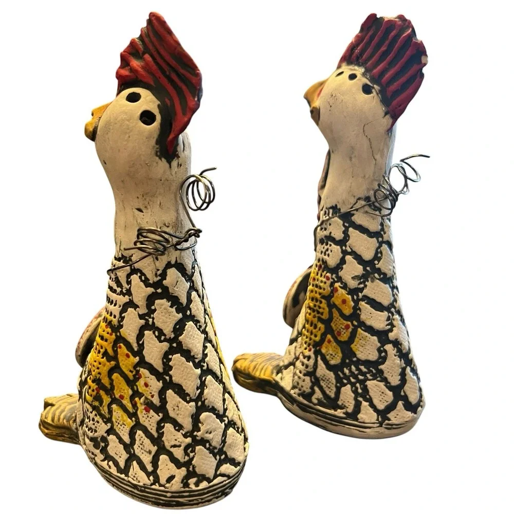 Studio Art Pottery Rooster Salt & Pepper Shakers Folk Art Primitive Farmhouse 6